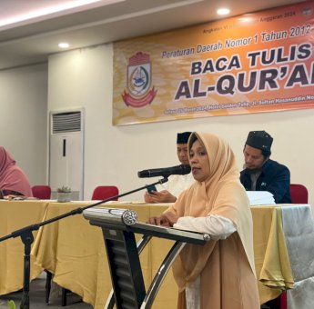 Yeni Rahman Ajak Para Orang Tua Bimbing Anak Mencintai dan Mengamalkan Al-Quran