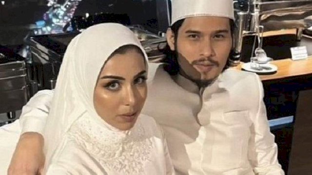 Penyanyi Virzha Diam-diam Resmi Menikah dengan Sausan Sabrina.(F-INT)