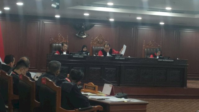 Sidang Sengketa PIleg di MK.(F-INT)