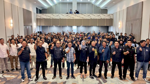 Rusdin Abdullah Bersama Keluarga Besar NasDem Makassar