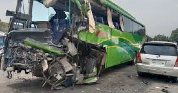 Kecelakaan Bus Maut SMP Malang, 2 Tewas-Sopir Sempat Tertidur