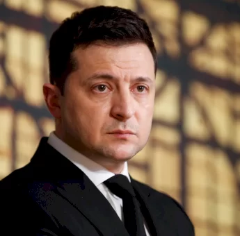 Presiden Ukraina Zelensky Masuk Daftar Buronan Rusia