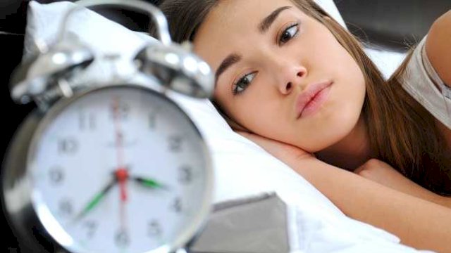 Penderita Insomnia Perlu Tahu! Ini 10 Makanan yang Membuat Kantuk