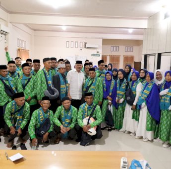 Lepas 43 Calon Haji Asal Pinrang, Bupati Irwan Hamid: Semoga Mabrur