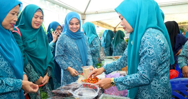 Dokter Ulfah Gencarkan Gerakan Pangan Murah di Barru, Harga Sembako Mulai Menurun: Salah Satu Bentuk Ikhtiar Kita Kepada Masyarakat