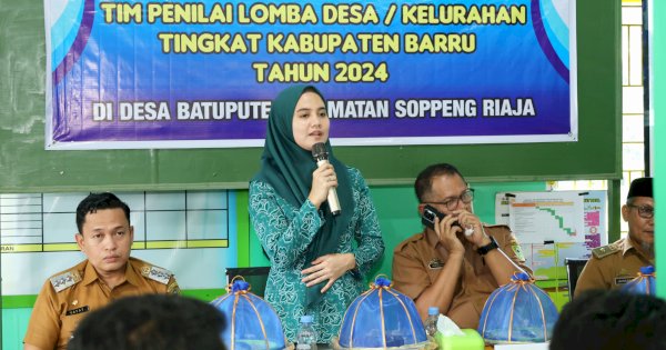 Dokter Ulfah Evaluasi Kinerja Lapangan, Berikan Langsung Penilaian Lomba Tingkat Desa dan Kelurahan di Barru