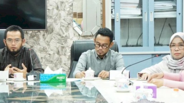 Komisi D DPRD Makassar Gelar RDP dengan Disdik, Bahas Kesiapan PPDB Tingkat SD dan SMP