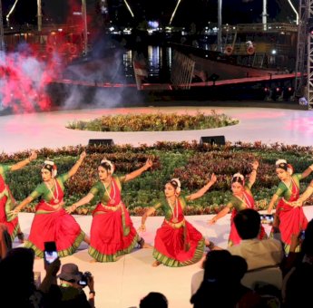 Pecah! Delegasi India Pukau Warga Makassar dengan Tarian Bharatanatyam & Kuchipudi di F8