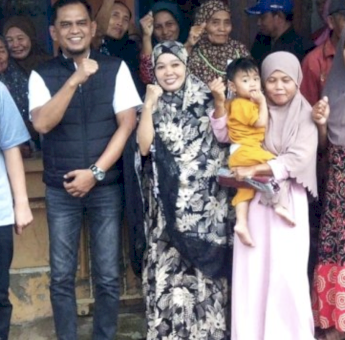 Jagoan NasDem Muzayyin Arif-Ikhsan Hamid Datang ke Sinjai Timur, Puluhan Emak-emak Langsung Kerumuni: Harapan para Petani!