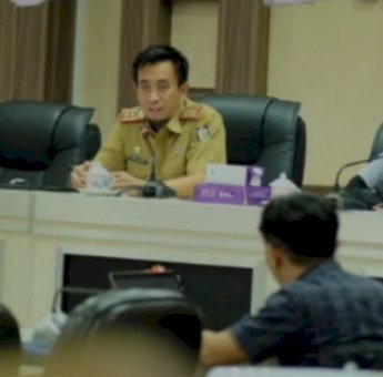 Anggota DPRD Kota Makassar Yeni Rahman Pimpin Rapat Pansus DPRD Terkait Ranperda Investasi