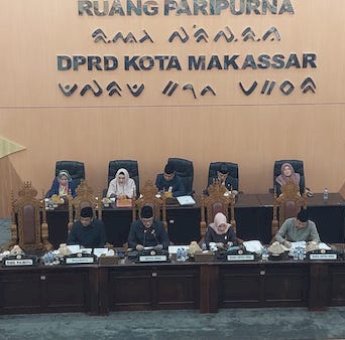 Pj Sekda Sampaikan Jawaban Wali Kota Makassar di Rapat Paripurna DPRD