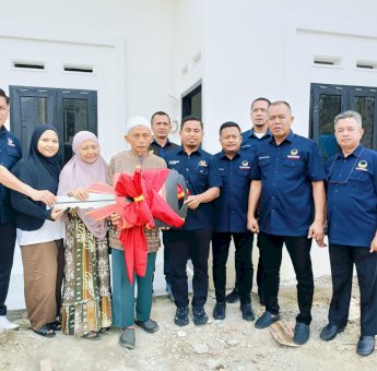 Serahkan Rumah Pemenang Undian Jalan Sehat TSM Day, TSM Didoakan Terpilih Jadi Wali Kota Parepare