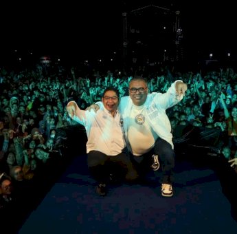 Di Banggai, Ribuan Massa Tumpah Ruah Ikut Konser Silaturahmi Akbar Beramal Bersama Pasha Ungu: Sulteng Butuh Pemimpin Seperti Ahmad Ali!