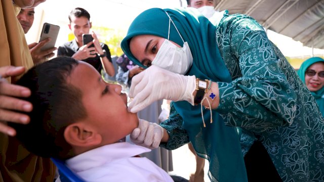 drg. Hj. Ulfah Nurul Huda Suardi, MARS hadiri Pencanangan Pekan Imunisasi Nasional (PIN) Polio Tahun 2024