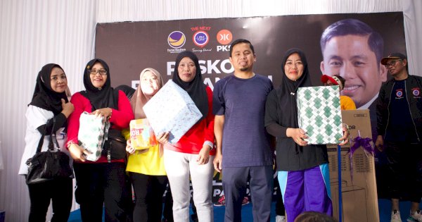 Bestie TSM Gelar Senam Sehat Zumba Meriah di Posko Pemenangan Tasming Hamid