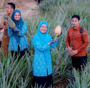 Terima Kunjungan Kerja Ninuk Triyanti Zudan, TP PKK Kabupaten Barru Sampaikan Program Andalan dan Ajak Kunjungi Tiga Lokasi
