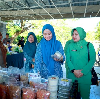 Drg Ulfah Nurul Huda Hadiri Gerakan Pangan Murah