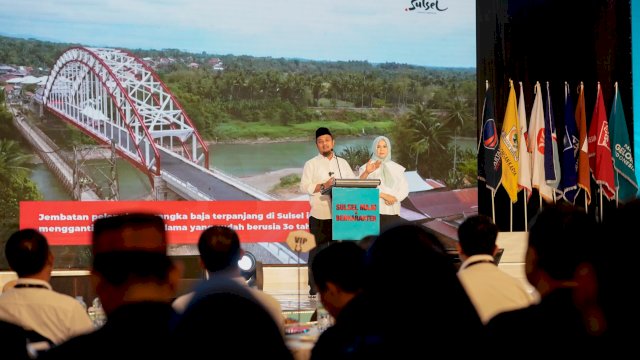 Andi Sudirman Sulaiman dan Fatmawati Rusdi