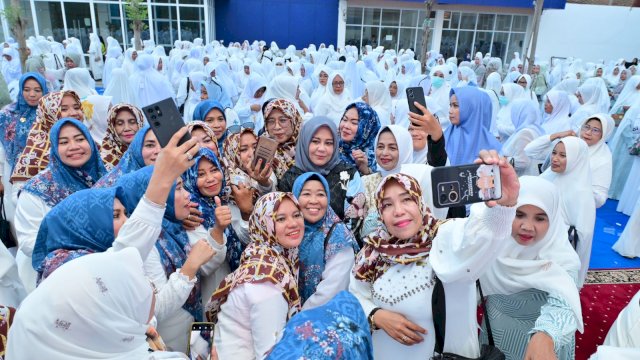 Tablig Akbar Melek Al-Qur'an, Emak-emak Alumni Siap Dukung Fatmawati di Pilgub Sulsel