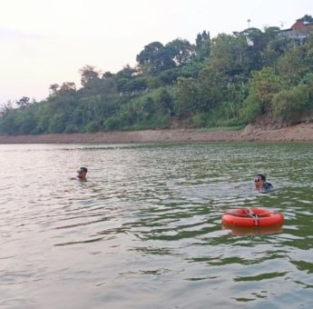 2 Pelajar SMAN 1 Barru Tenggelam di Permandian Sungai Rumpiae Tenete Riaja