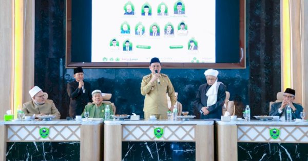 Bupati Barru Suardi Saleh diberi Gelar Dr.HC di Seminar Internasional