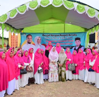 Fatmawati Serukan Pemberdayaan Perempuan Saat Tablig Akbar di Turatea Jeneponto