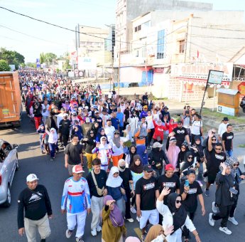 Meriah! Ribuan Warga Pinrang Ramaikan Jalan Sehat Bersama Andalan Hati