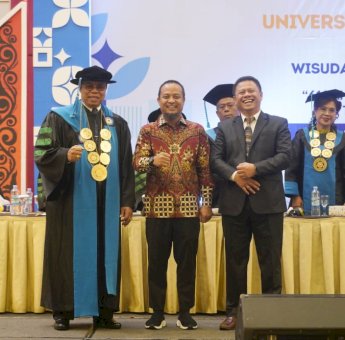 Hadiri Wisuda UKI Paulus, Andi Sudirman : Jadilah Generasi Terbaik, Idealis, Teguh Pendirian, dan Agen Perubahan
