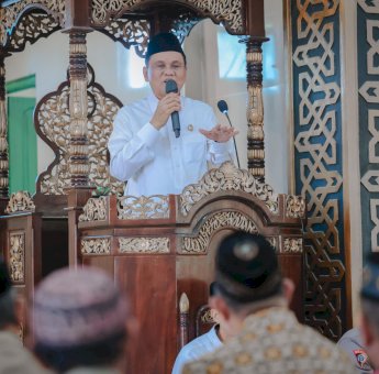Bupati Barru Suardi Saleh, Hadiri Maulid di Desa Lipukasi Kecamatan Tanete Rilau Tekankan Pentingnya Kebersamaan