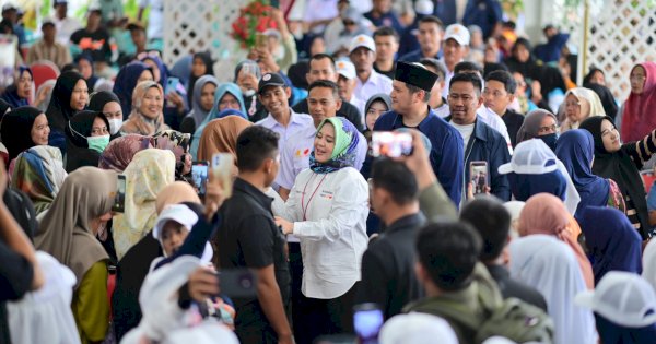 Kampanye Andalan Hati di Luwu, Fatmawati Terima Simbol Pemberdayaan Petani Kopi