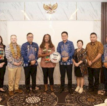 Bupati Barru Suardi Saleh Terima Kunjungan DAA USAID