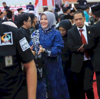 Andi Sudirman – Fatmawati Kompak Hadiri Pelantikan Pimpinan DPRD Sulsel