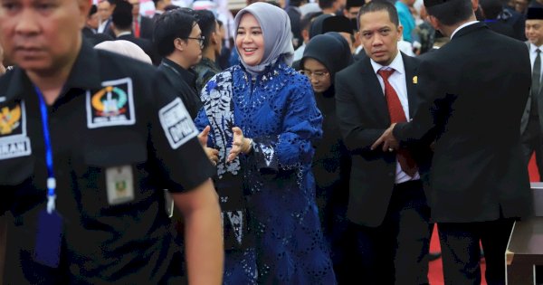 Andi Sudirman – Fatmawati Kompak Hadiri Pelantikan Pimpinan DPRD Sulsel