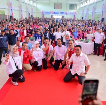 Usai Debat, Andalan Hati Bareng Putra Jokowi Sosialisasi di Barru