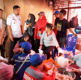 Pjs Wali Kota Arwin Azis Kunjungi Lokasi Kebakaran di Bontoala, Pastikan Bantuan Logistik bagi Warga Terdampak
