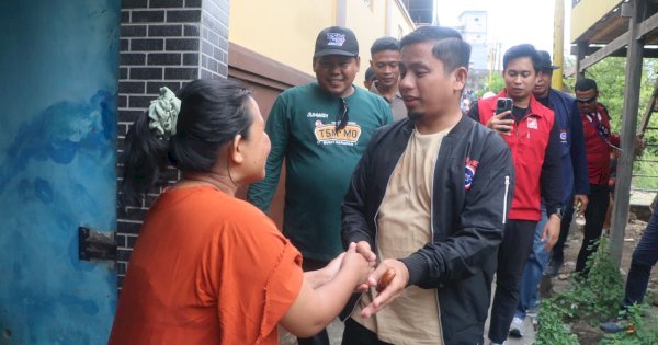 Disambut Haru Warga Bukit Harapan, Doakan Tasming-Hermanto Jadi Wali Kota dan Wakil Wali Kota