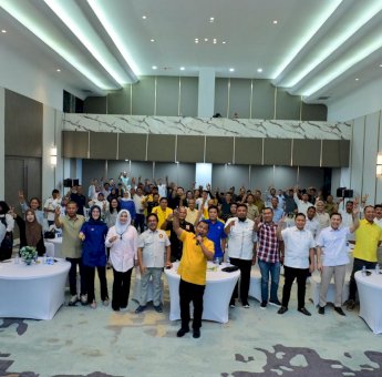 Sebar Alat Peraga Kampanye, 63 Legislator DPRD Sulsel All Out Menangkan Andalan Hati