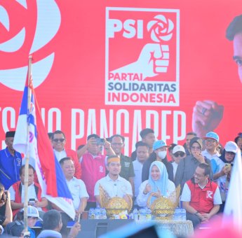 Setelah Barru, Giliran Sidrap Sambut Antusias Putra Jokowi dan Fatmawati