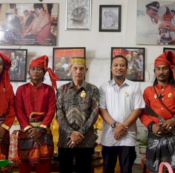 Andi Sudirman Mappatabe ke Raja Gowa ke-38 Andi Kumala Idjo