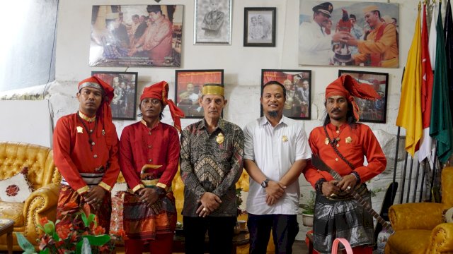 Andi Sudirman Mappatabe ke Raja Gowa ke-38 Andi Kumala Idjo