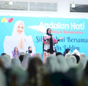 Fatmawati Dapat Dukungan Ibu-Ibu Majelis Taklim Wajo untuk Pilgub Sulsel