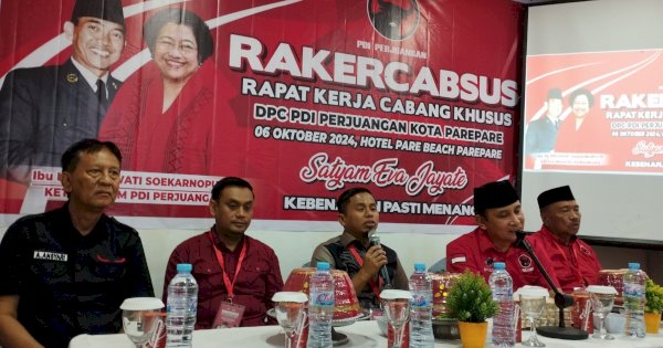 Tasming-Hermanto Paparkan Visi Misi di Hadapan Peserta Rakercabsus PDI Perjuangan Kota Parapare