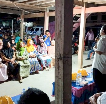 Ratusan Warga Soppeng Sambut Kunjungan Andi Sudirman, Tokoh Masyarakat : Kami Rasakan Kerja Nyatanya