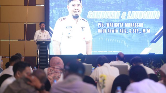 Launching dan Bimtek Aplikasi SRIKANDI, Pjs Wali Kota Makassar Tekankan Optimalisasi Penggunaan TTE.