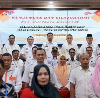 Kunker di Ujung Tanah, Pjs Wali Kota Makassar Arwin Azis Tekankan Peningkatan Pelayanan Publik