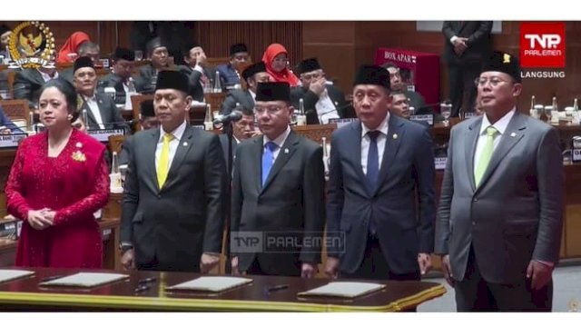 Dewan Perwakilan Rakyat (DPR) RI periode 2024-2029 resmi menetapkan lima orang yang menjadi pimpinan.(Tangkapan layar youtube DPR RI)