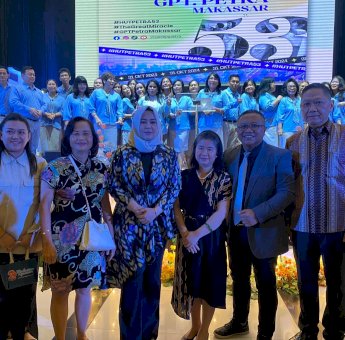 Hargai Keberagaman, Fatmawati Rusdi Datang Beri Ucapan Selamat HUT Gereja Petra