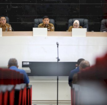 Pjs Wali Kota Makassar Andi Arwin Azis Pimpin Rapat Persiapan HUT ke-417 Kota Makassar