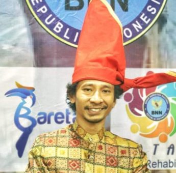 Sosok Hamdan Supadi: Seniman di Balik Replika Ikonik Taman Pusaka Selayar