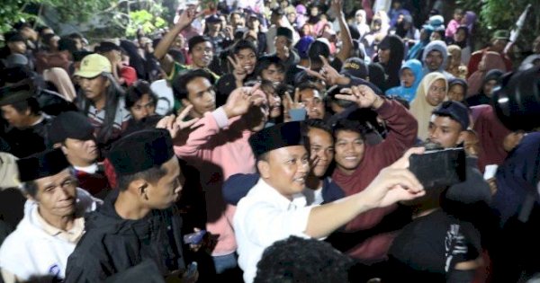 Berbeda dengan Uji Nurdin, Kunjungan Ilham-Kanita di Pa’bumbungan Disambut Meriah Warga